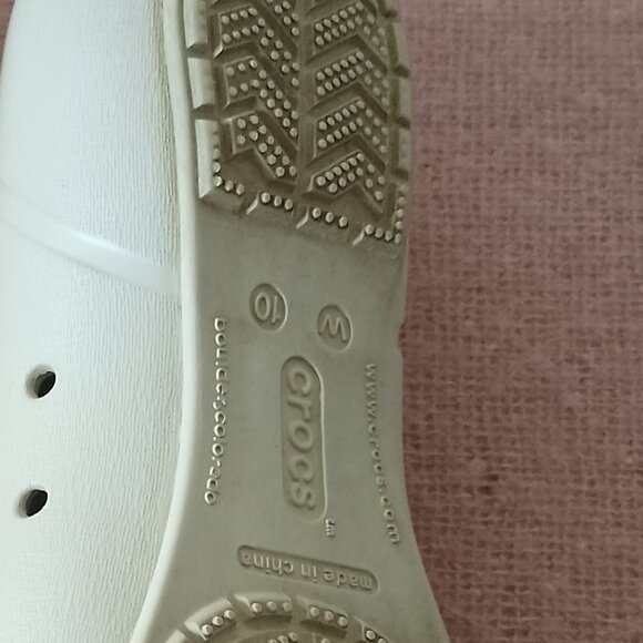 Crocs Womens' Shoes--Slip-on Ballet Flats, Cream with Black Toe, size 10W - Picture 12 of 12